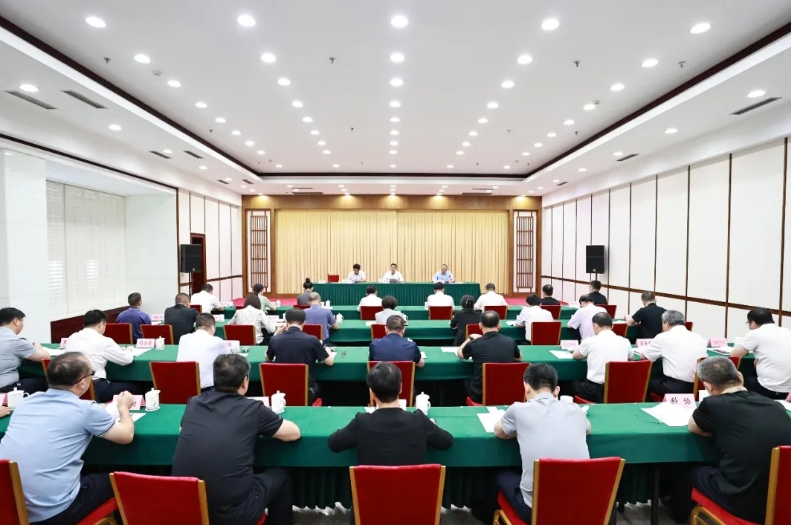 我市召開2024年食品安全委員會全體會議，深化監管與服務創新